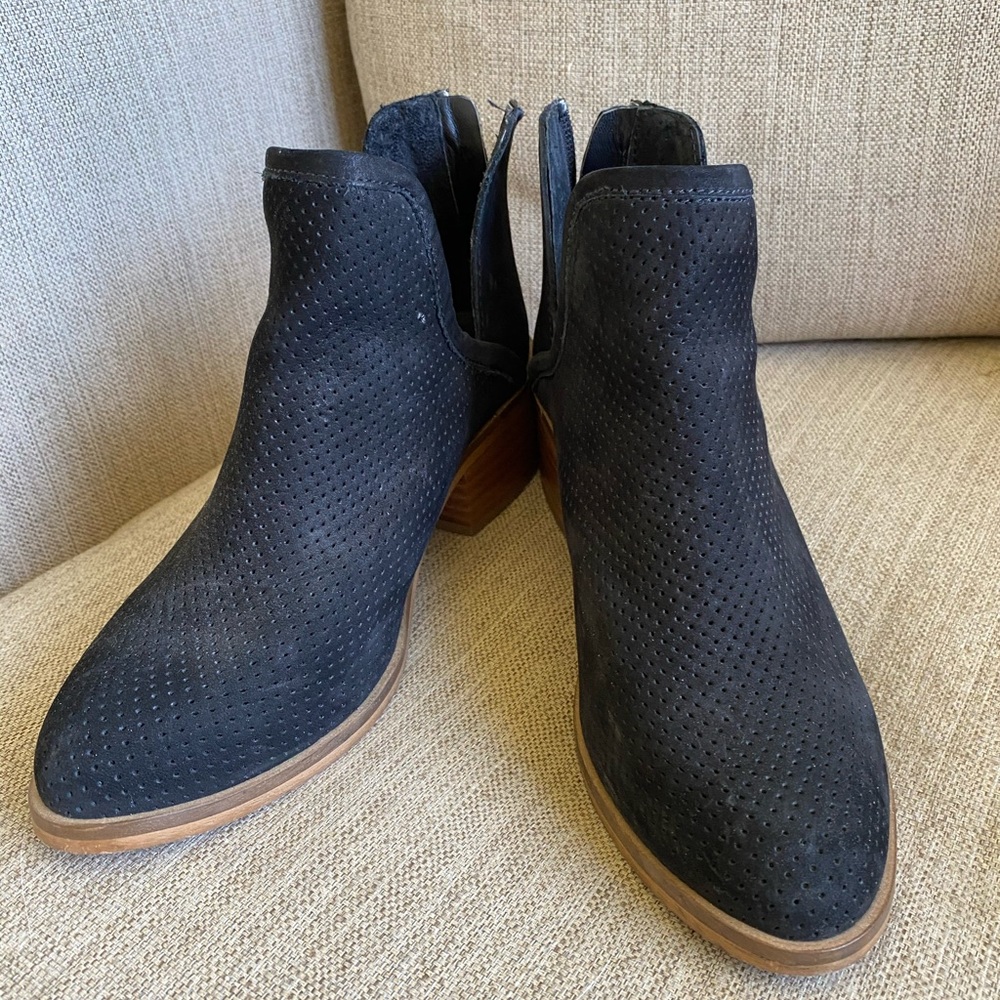 Steve Madden black ankle boots